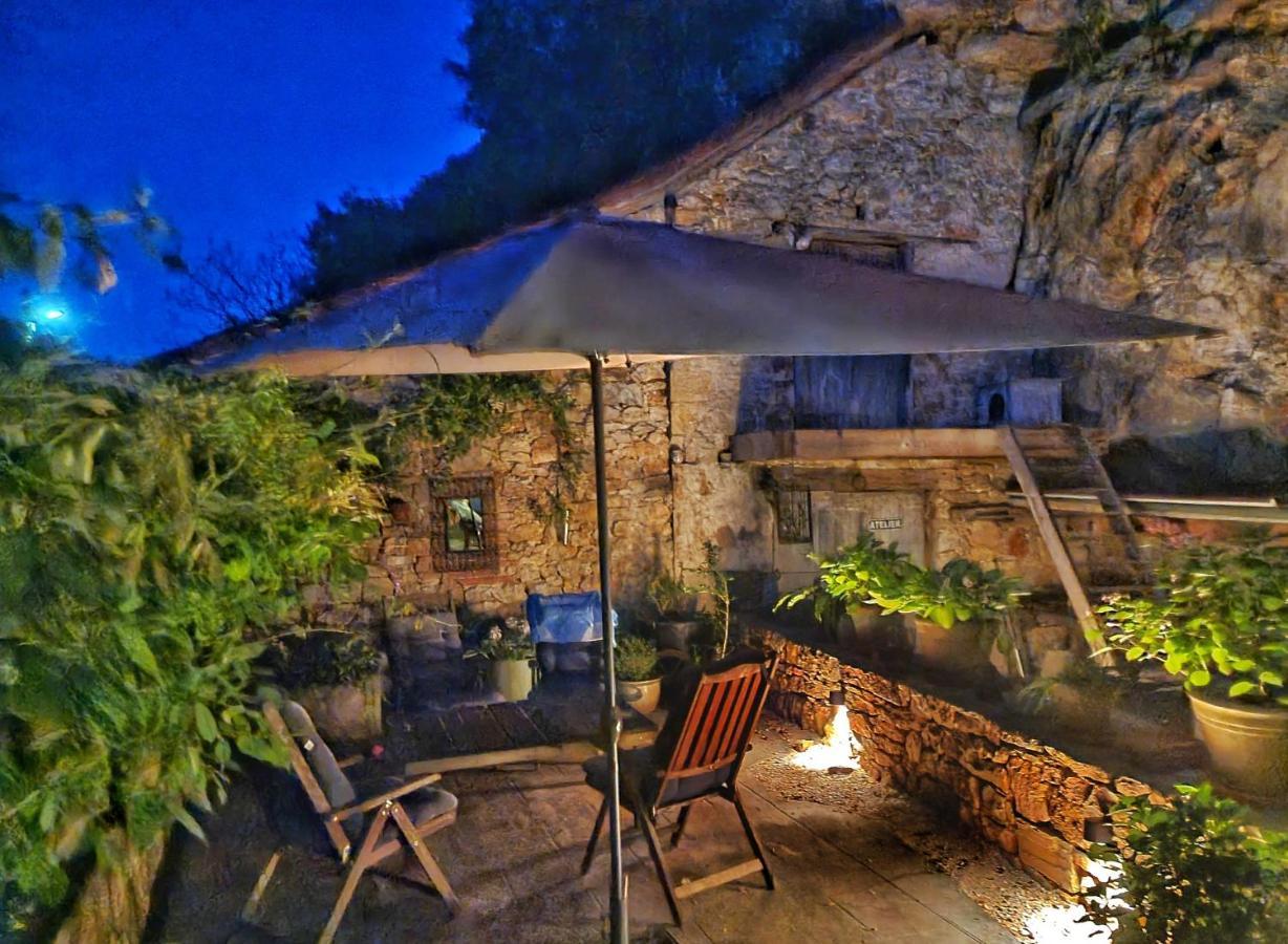 L'Ancienne Forge De Cregols Bed & Breakfast Exterior photo